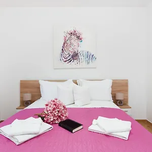 apartments-lecija.hotelinzadar.com/